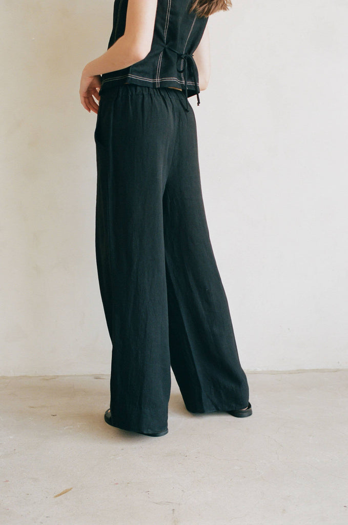 Woven Wide Leg Pants (Black) by a.ren