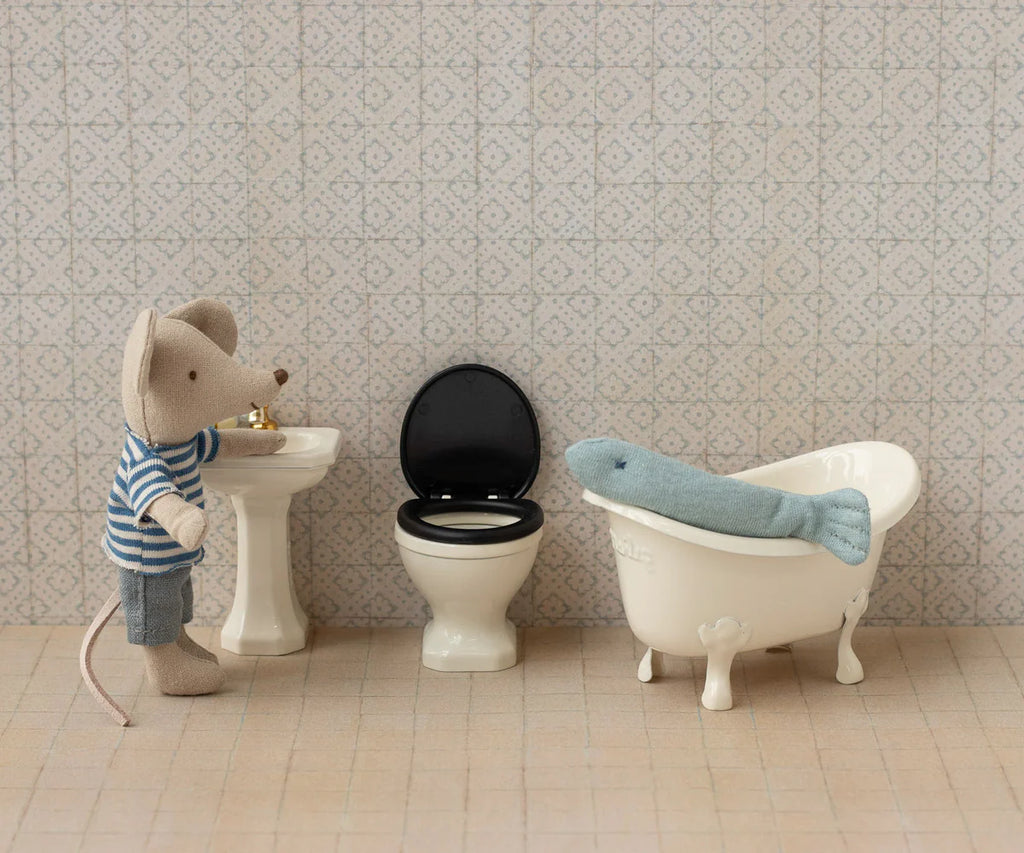 Toilet (Off White) by Maileg