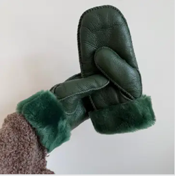 Shearling Mittens (Forest Green) by Billy Bamboo