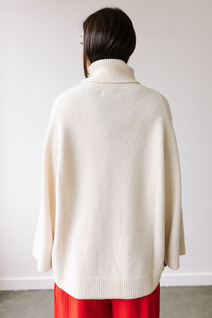 Alpaca and Wool Blend Sweater (Ecru) by ottod'Ame