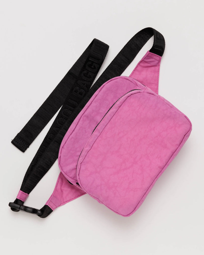 Fanny Pack (Extra Pink) by Baggu