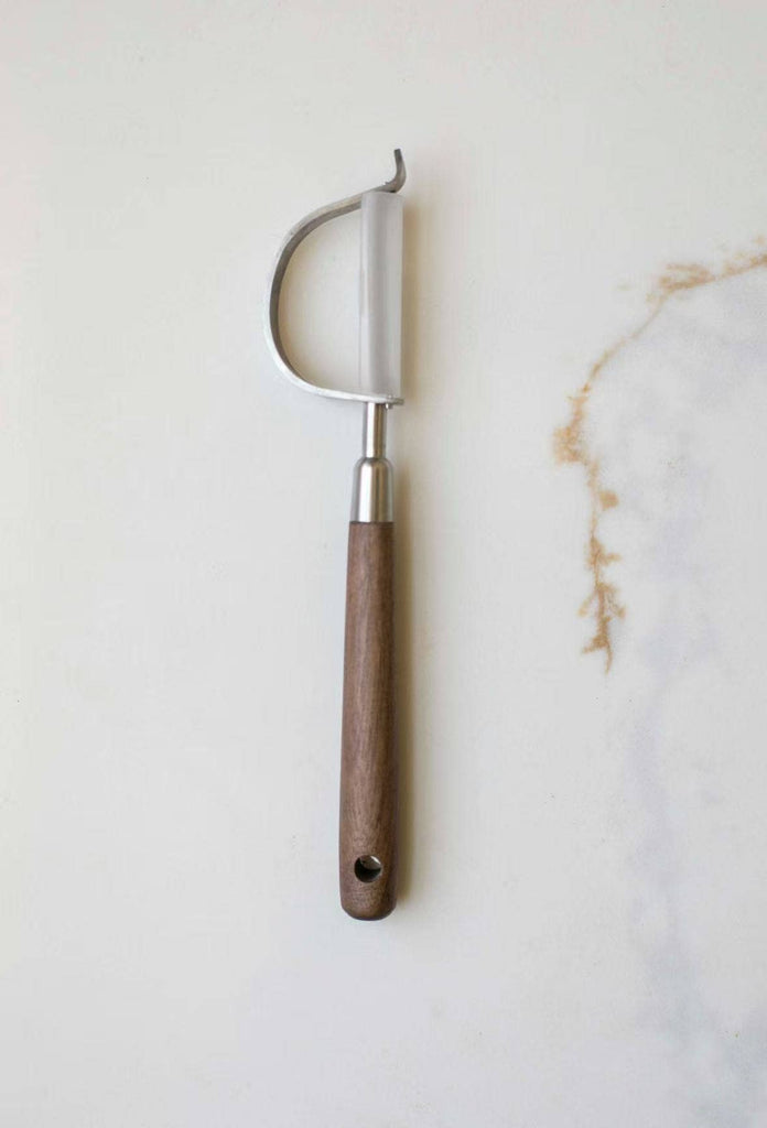 Vegetable and Fruit Peeler (C Shape) by Fodory