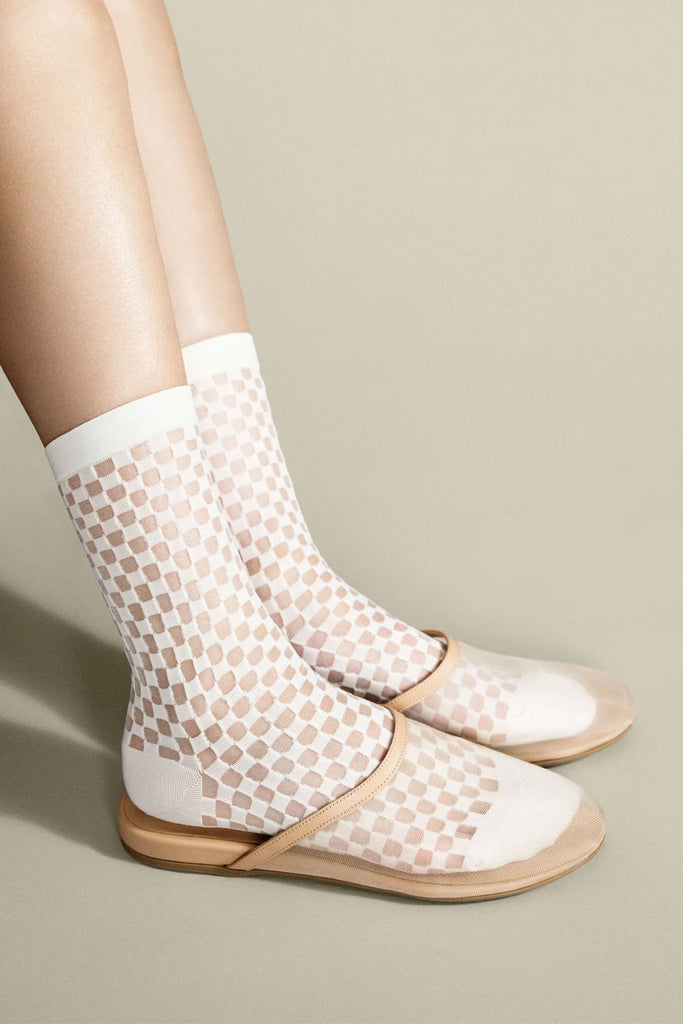 Anise Sheer Crew (Ivory) by Hansel from Basel