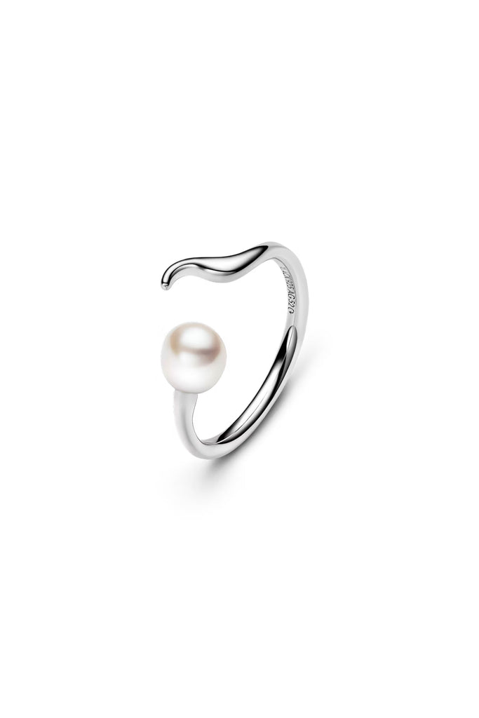 Moonshine Ring (Silver) by Maria Black