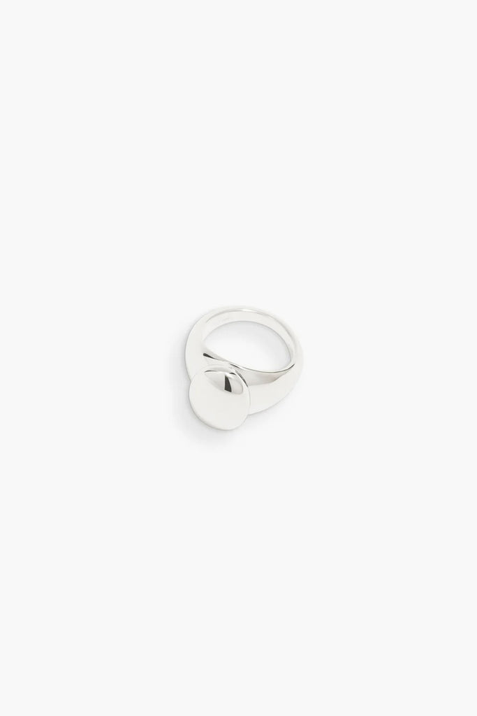 Dualism Oval Signet Ring (Silver) by RAGBAG